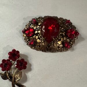 Mixed lot 2 Vintage Brooches red crystal in gold tone setting unmarked floral